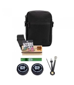 Ozeta Bandolera negra con triple cierre y diseño funcional