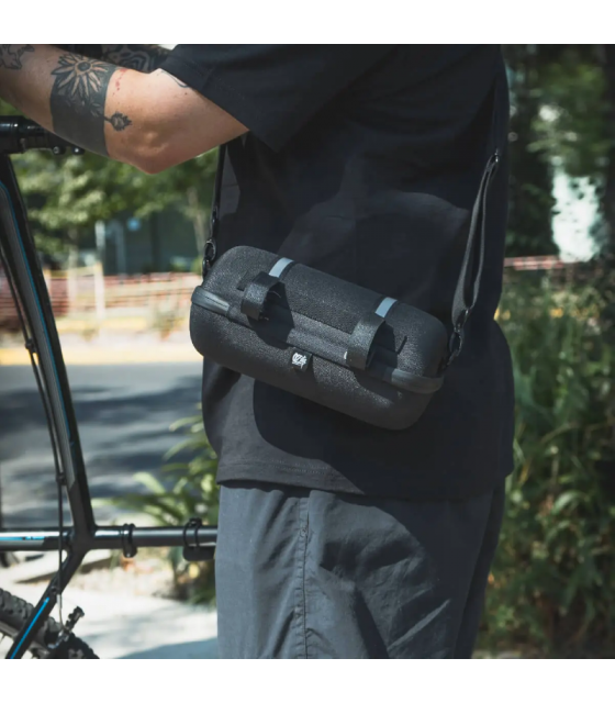 Ozeta Cylindrical Case negro, estuche cilíndrico con cierre y acolchado interior